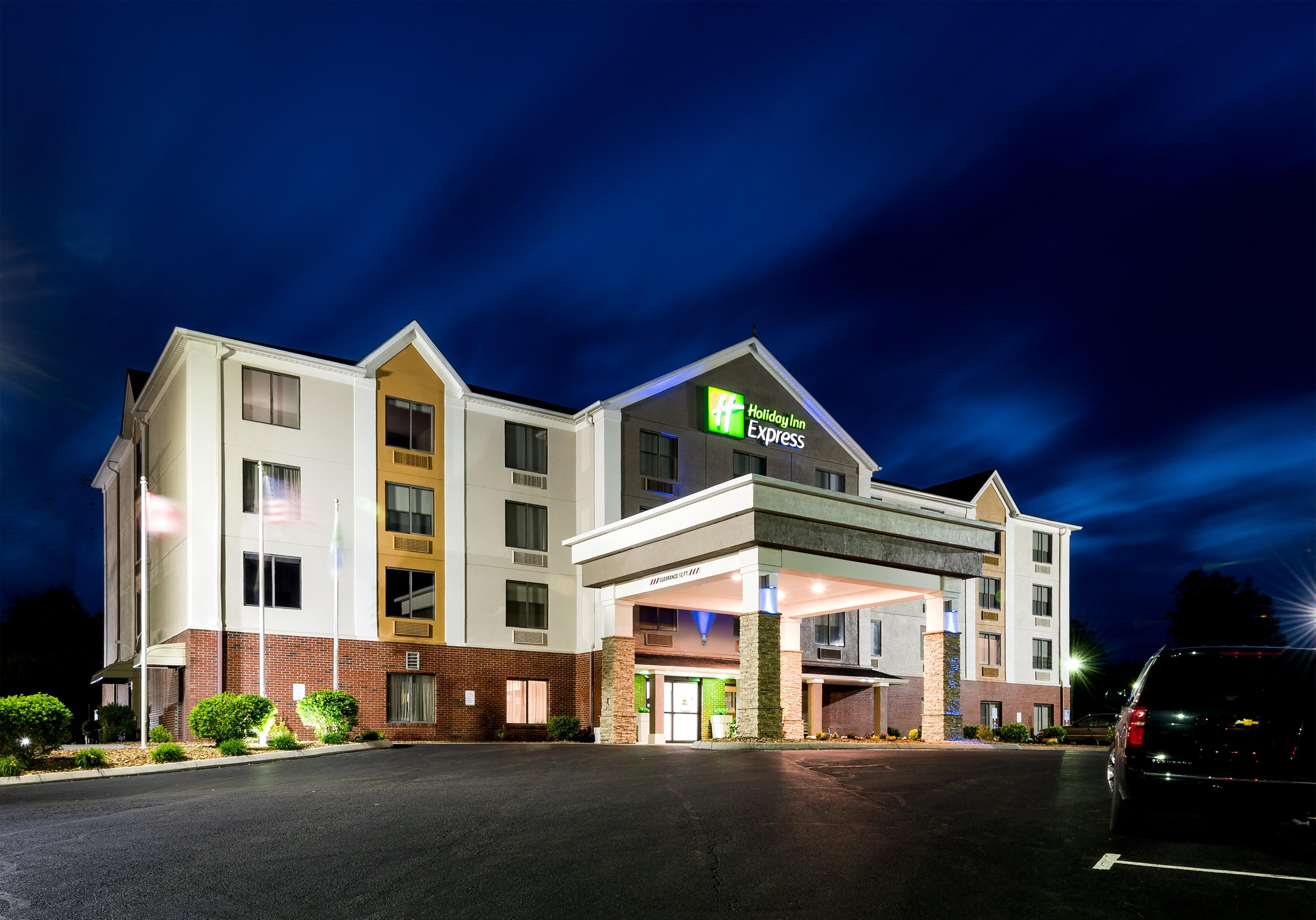 Holiday Inn Express Hillsville By Ihg Экстерьер фото