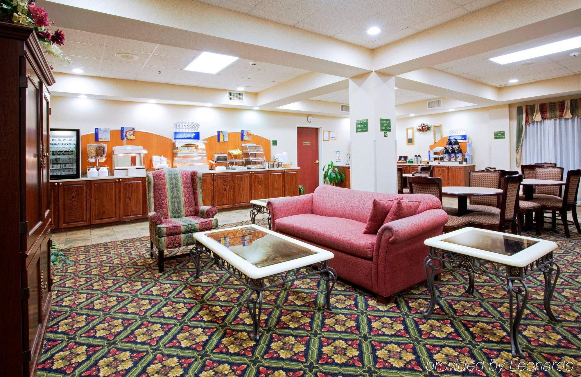 Holiday Inn Express Hillsville By Ihg Экстерьер фото