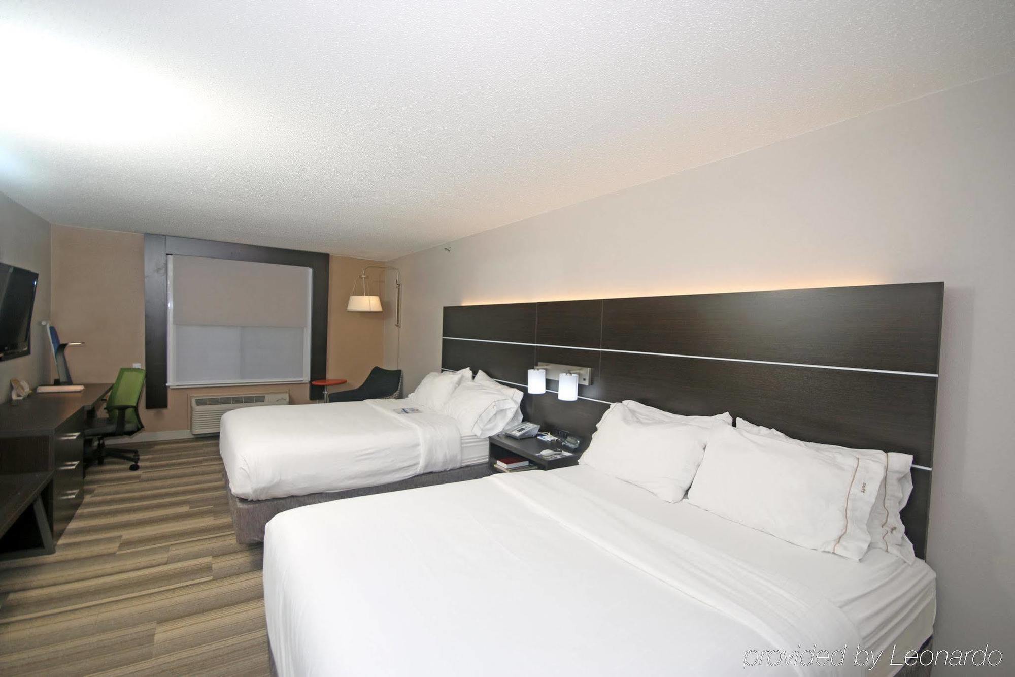 Holiday Inn Express Hillsville By Ihg Экстерьер фото