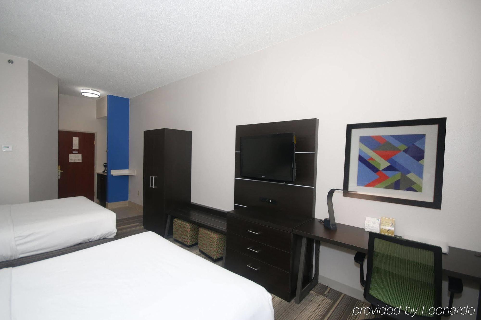 Holiday Inn Express Hillsville By Ihg Экстерьер фото