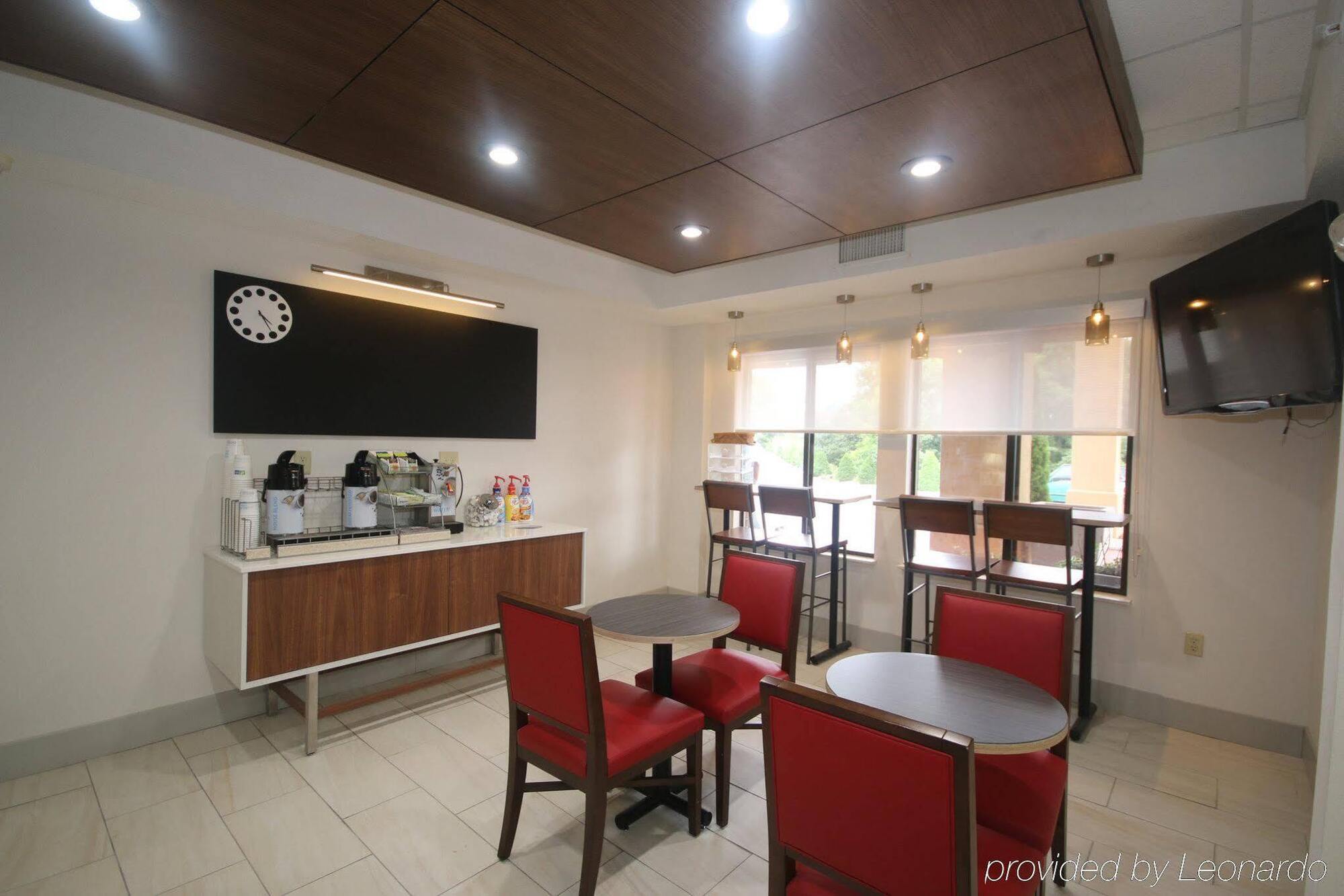 Holiday Inn Express Hillsville By Ihg Экстерьер фото