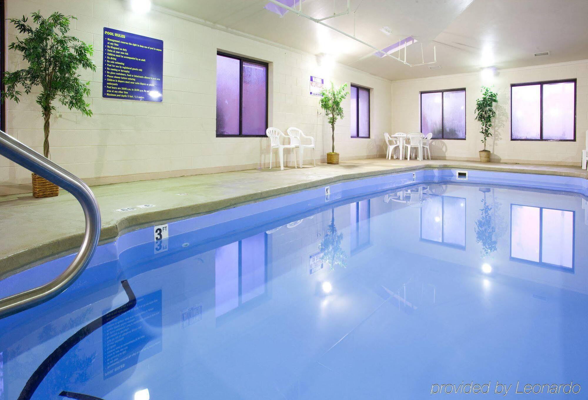 Holiday Inn Express Hillsville By Ihg Экстерьер фото